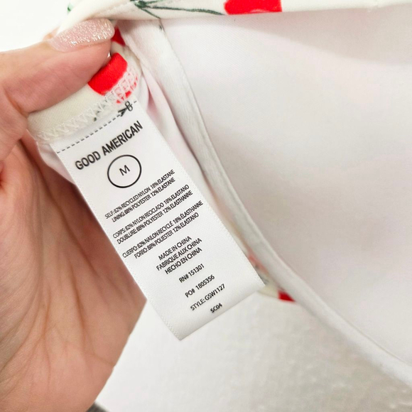 Good American Cherry Balconette Bikini Top Snow Cherries red white swim NEW NWOT - Picture 6 of 6